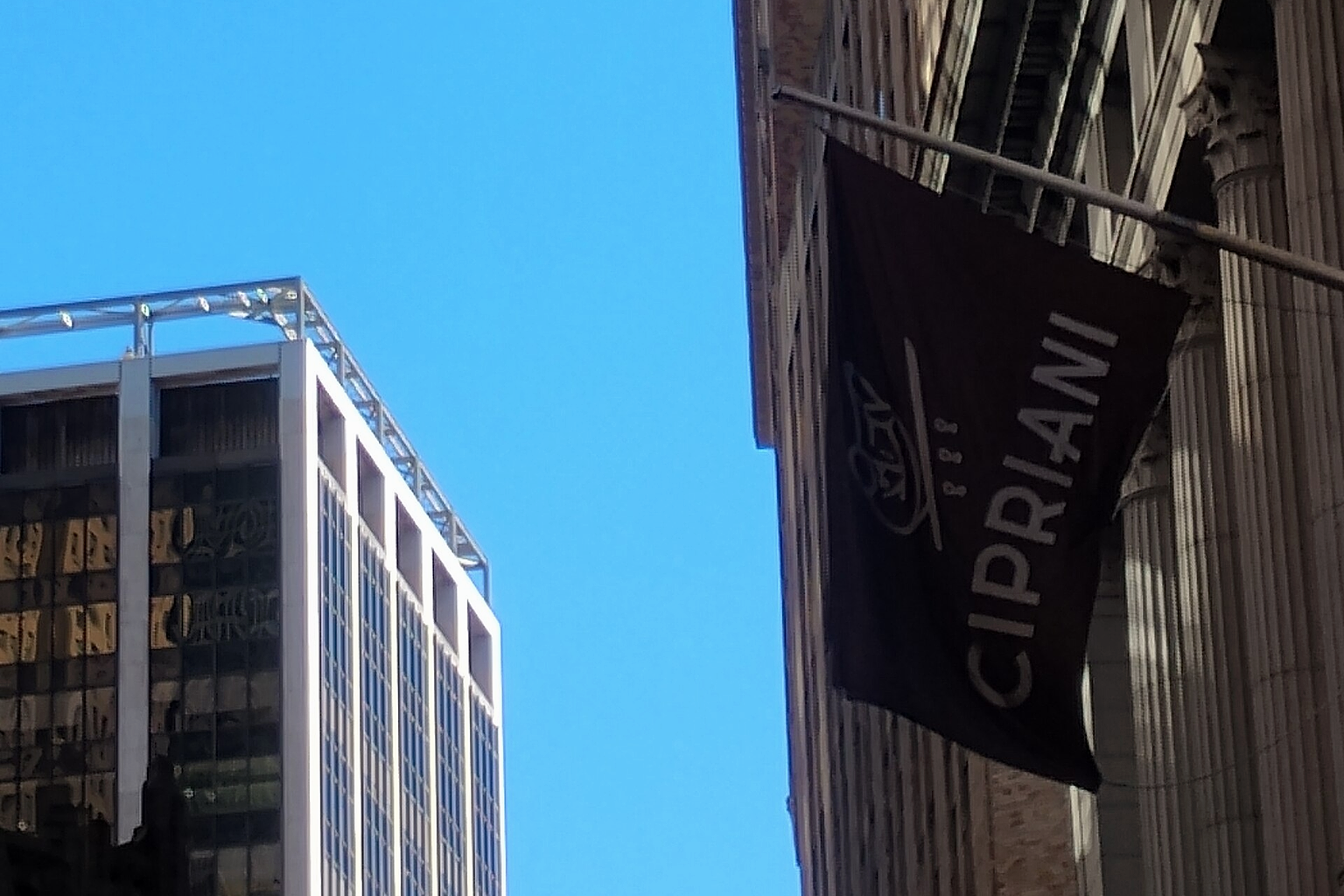 Strolling along Wall Street during the Culture Crawl of WikiConference North America 2025.