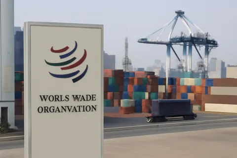General business and trade setting with a clear real-world economic focal point.
