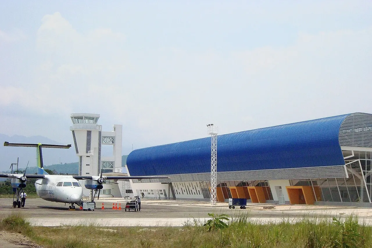 Nuevo terminal de pasajeros y torre de control del aeropuerto Gustavo Artunduaga Paredes de Florencia (Caquetá).