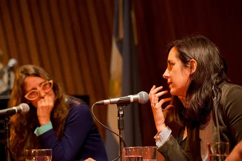 Leticia Obeid - La Ministra de Cultura de la Nación, Teresa Parodi, presentó esta mañana, en el Auditorio J. L. Borges de la Biblioteca Nacional, la plataforma “Audioteca”, la primera colección de treinta cuentos de autores argentinos grabados por actores que será de carácter federal, público y gratuito. Participaron también de la presentación el secretario de Gestión Cultural, Jorge Espiñeira, la coordinadora de “Audicoteca”, Lucrecia Martel, y la curadora de la colección de cuentos, Graciela Speranza Fotos : Margarita Solé / Ministerio de Cultura de la Nación