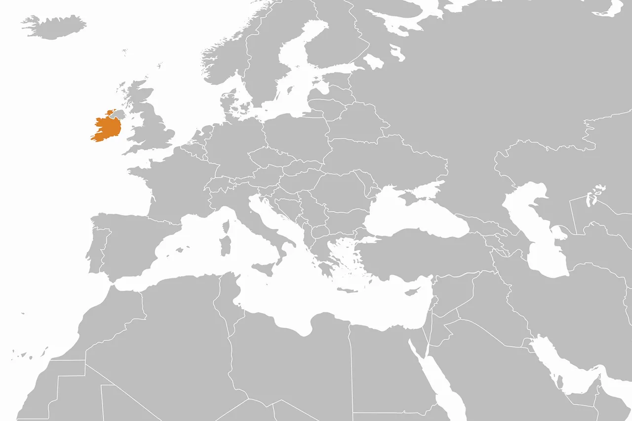 Map showing locations of the Central African Republic and the Republic of Ireland