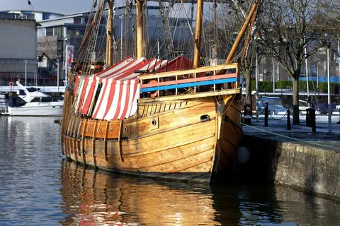 The Matthew , a replica of a ship of the same name captained by John Cabot , moored in Bristol , England