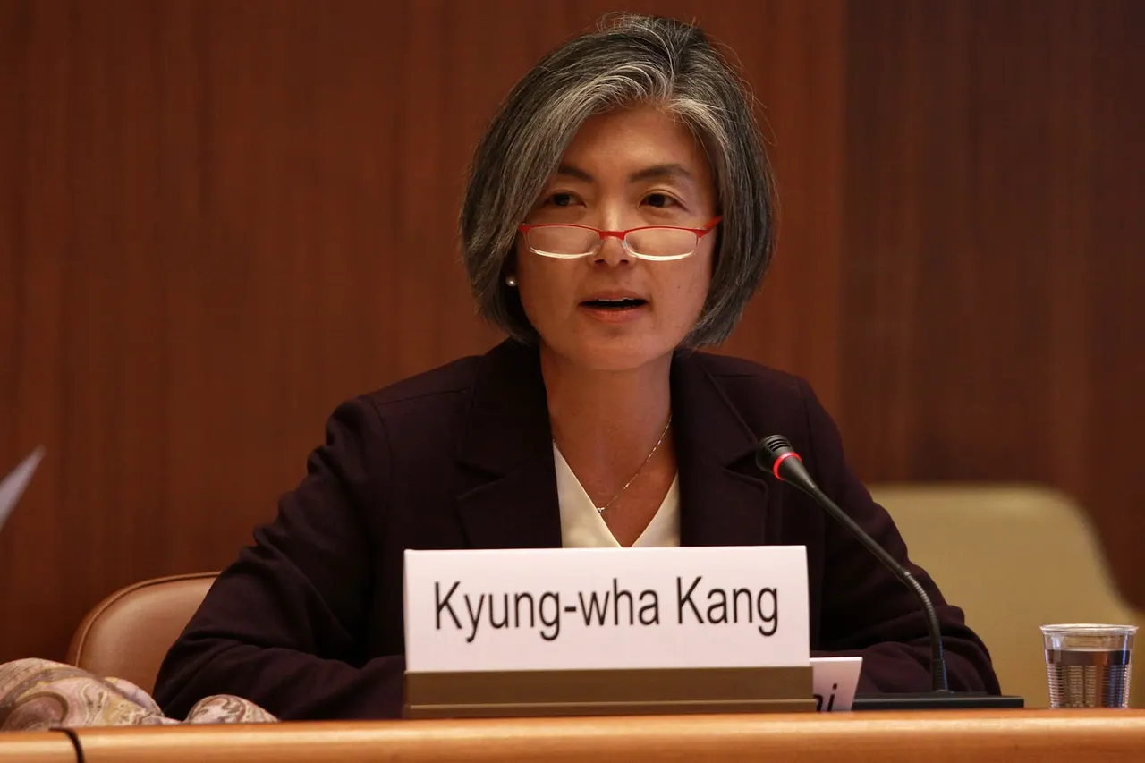 Kyung-wha Khang, Deputy High Commissioner for Human Rights, speaking at the Courage to Lead Summit in Geneva on Human Rights Day, December 10, 2009. The Courage to Lead: A Human Rights Summit for Women Leaders, December 8-10, 2009. The Courage to Lead Summit brought together experienced and emerging human rights leaders from over thirty countries to share and build on their experiences and to promote mentoring and collaboration among women who play a key role in promoting human rights worldwide. The conference is organized by The Eleanor Roosevelt Project of the George Washington University and Vital Voices Global Partnership with support from the U.S. Department of State, the Office of the High Commissioner for Human Rights and the International Labour Organization. The Conference of NGOs in Consultative Relationship with the United Nations (CoNGO) coordinated logistics for the event. Morning sessions of the December 8-10 summit at the ILO are also open to the public. US Mission Photo: Photo by Eric Bridiers