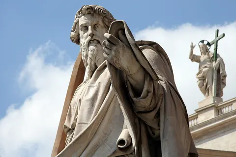 St. Paul statue in front of St. Peters Basilica (Vatican). (Sculptor: Adamo Tadolini)