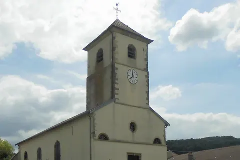 L'église Saint-Symphorien de They-sous-Montfort , côté nord-puest