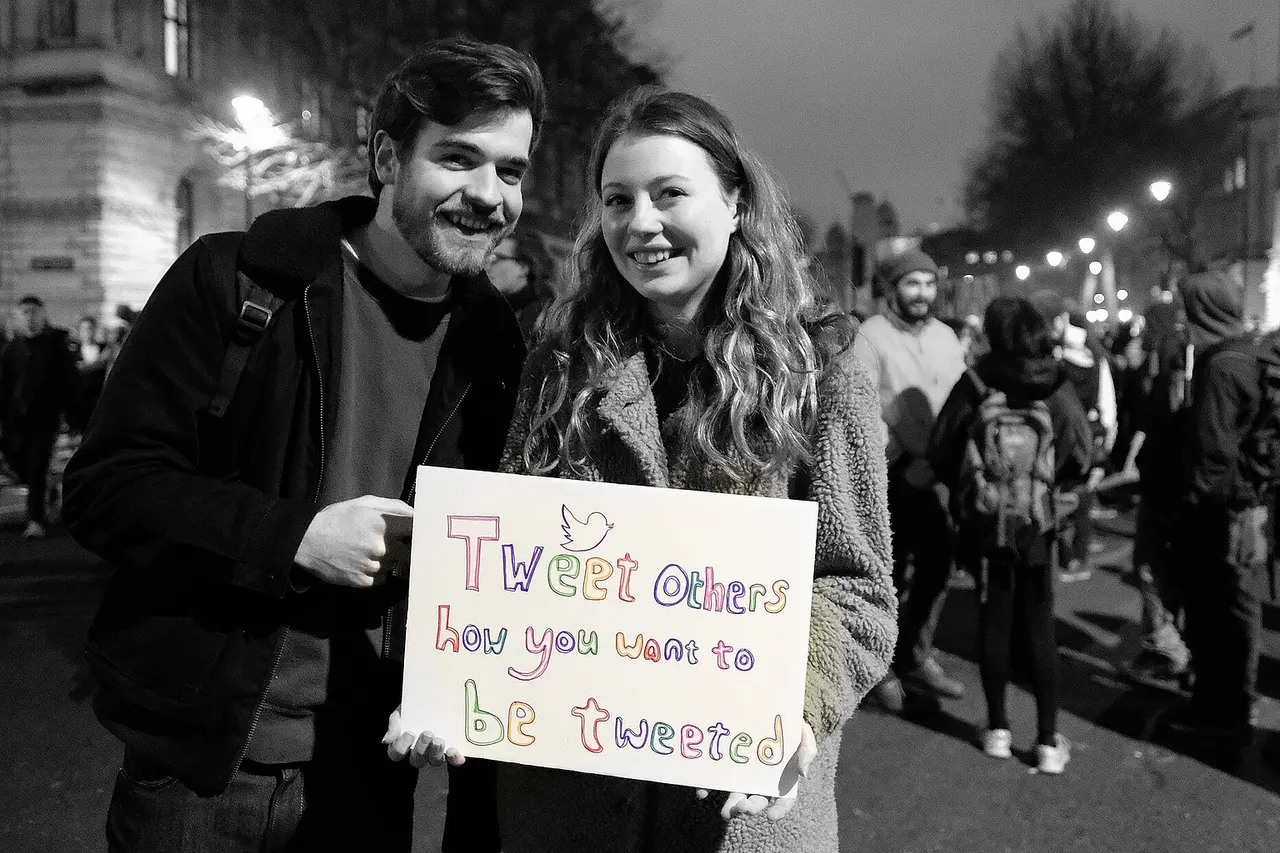 Thousands of protesters armed with placards filled most of Whitehall outside Downing Street. They were rallying to demand that prime minister Theresa May repudiate Donald Trump's shameful blanket entry ban on all Syrian, Iraqi, Somali, Yemeni, Iranian, Sudanese and Libyan nationals for the next 90 days as well as the indefinite ban on all Syrian refugees. Some also demanded that his planned state visit as a guest of the queen be revoked and that the British government also take decisive action to help desparate refugees and ease the conditions within the UK for asylum seekers. An estimated ten thousand gathered outside Downing Street including human rights activist Peter Tatchel, former England striker Gary Lineker and singer Lily Allen. Among the most frequent chants heard were "May shame on you", "dump Trump", "build bridges not walls" and "refugees are welcome here". Protesters pointed out that all the countries effected were Muslim majority nations and yet none of the countries targeted had any nationals implicated in any recent terrorist attack within the United States. Ironically it is US foreign policy in the Middle East, including years of bombing and support for regional dictators that is one of the main causes of the current refugee crisis.