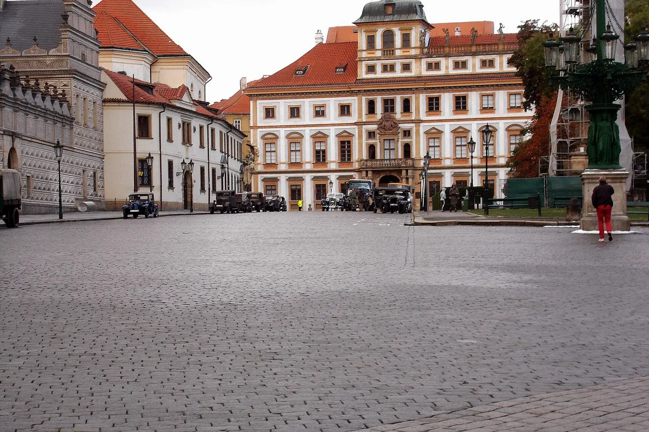A American-Czech production film based on the Reinhard.Heydrich assasination being filmed on Prague castle ground.