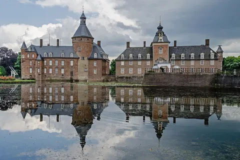 Anholt Castle, west facade (Germany)