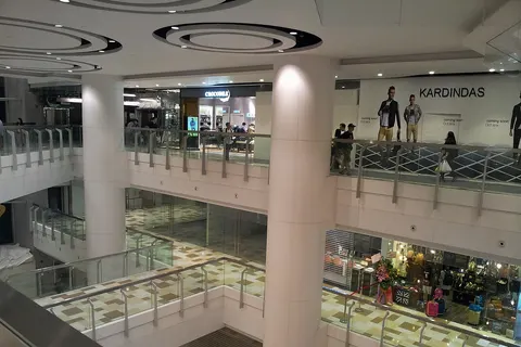 Temple Mall North Void (Oct 2015)