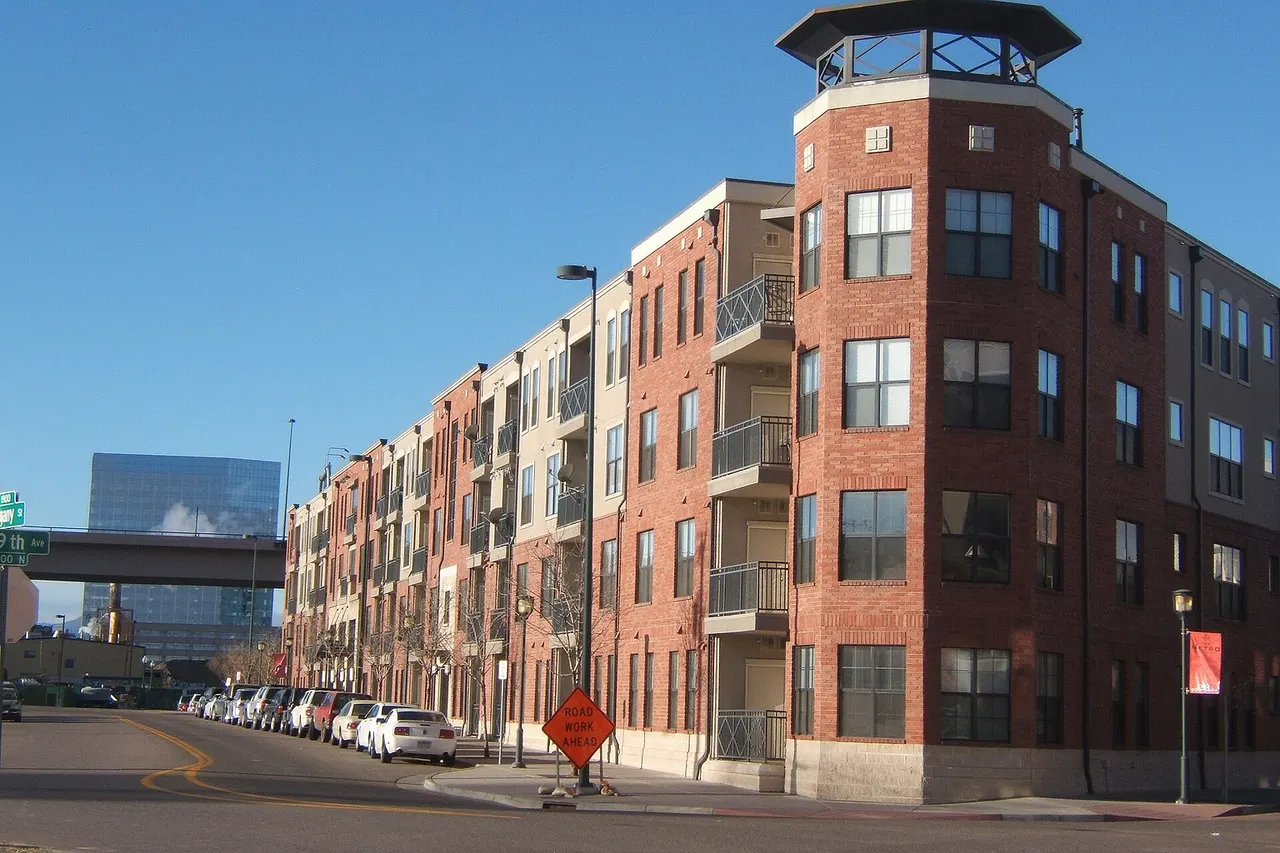 The Metro Apartments, 2121 Delgany Street, Union Station North