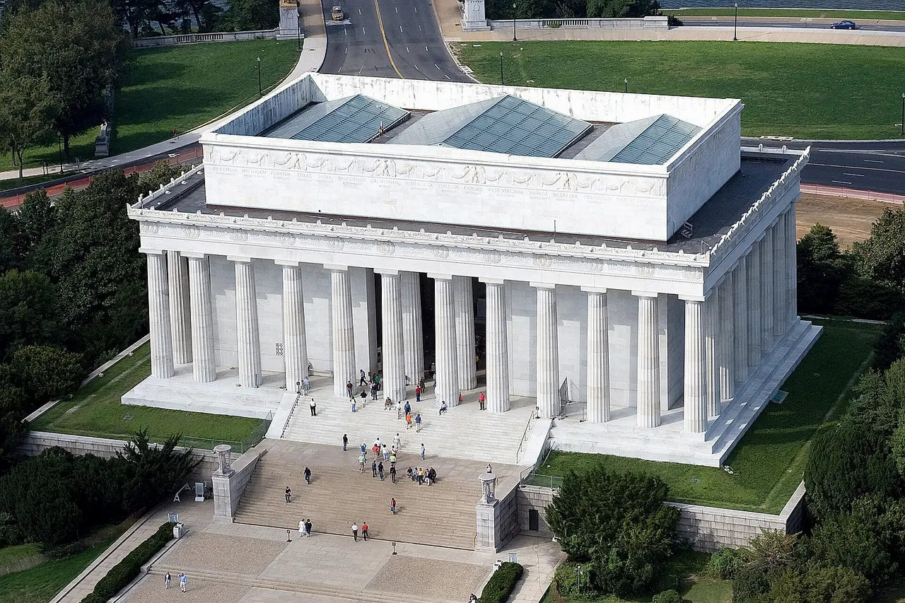 Aerial view of the Lincoln Memorial in Washington, D.C.