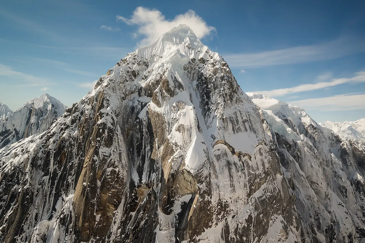 Mount Bradley in the Matanuska-Susitna Borough , Alaska . [ 1 ]