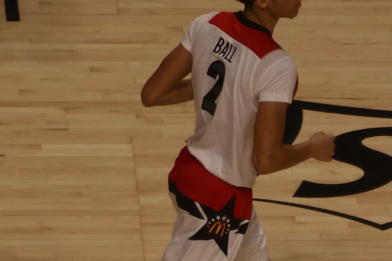 w:Lonzo Ball at the w:2016 McDonald's All-American Boys Game
