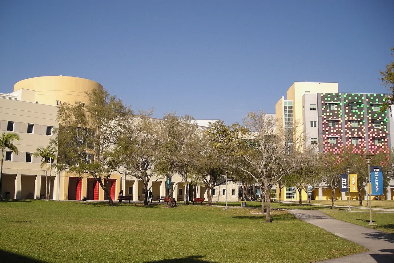 Florida International University Chemistry & Physics building