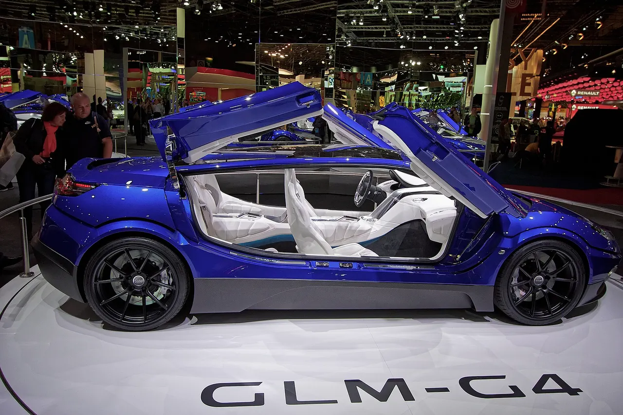 Une GLM G4 présentée lors du mondial de l'automobile de Paris 2016.