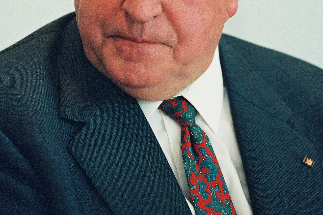 Visit of Helmut Kohl, German Federal Chancellor, to the EC
